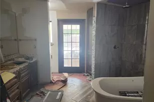 15065 Highlands Harbor, Clearlake, CA 95422 - Photo 9