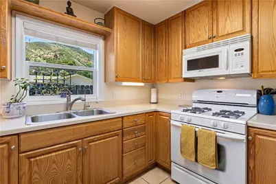 9814 Diane, Upper Lake, CA 95485 - Photo 5