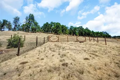 19650 Mountain Meadow, Hidden Valley Lake, CA 95467 - Photo 23
