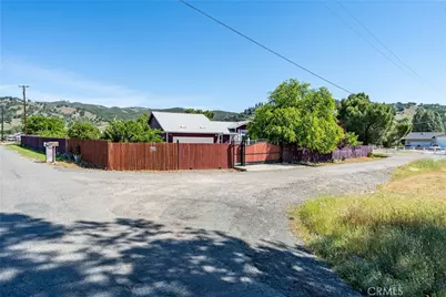 17706 Holly Way, Clearlake Oaks, CA 95423 - Photo 31