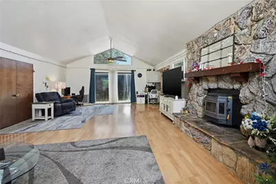 18670 Maple Leaf Court, Hidden Valley Lake, CA 95467 - Photo 5