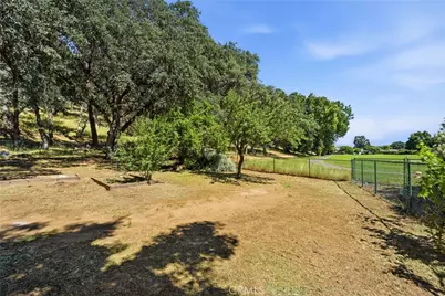 18670 Maple Leaf Court, Hidden Valley Lake, CA 95467 - Photo 17
