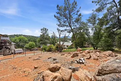 18685 Oak Grove, Hidden Valley Lake, CA 95467 - Photo 27