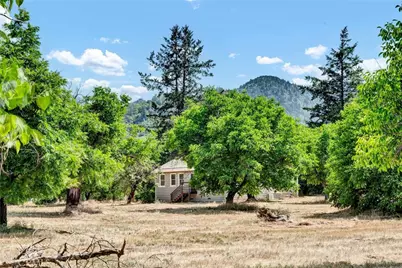 22550 Shady Grove Road, Middletown, CA 95461 - Photo 29