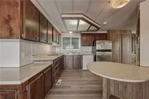 6956 Glebe Dr, Kelseyville, CA 95451 - Photo 15