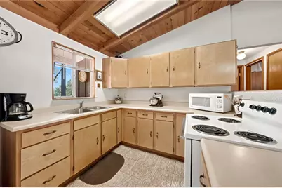 12390 Ridge Road, Middletown, CA 95461 - Photo 13