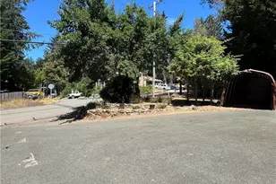 25799 Madrone Dr, Willits, CA 95490 - Photo 3