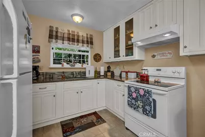 16635 Mountain View Drive, Cobb, CA 95426 - Photo 9