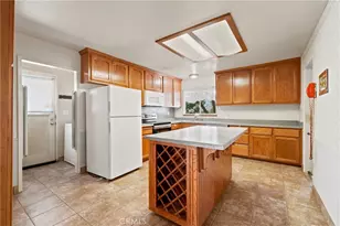 3611 Oak Dr, Clearlake, CA 95422 - Photo 11