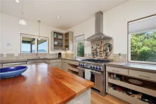 16542 Crescent Ct, Hidden Valley Lake, CA 95467 - Photo 5