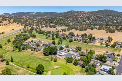 18210 Deer Hollow Road, Hidden Valley Lake, CA 95467 - Photo 13