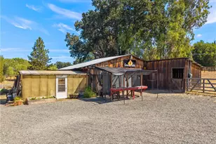 6733 Live Oak Dr, Kelseyville, CA 95451 - Photo 57