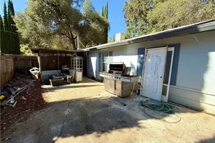 3096 Lakeview Dr, Nice, CA 95464 - Photo 15