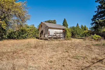 1124 Locust Street, Willits, CA 95490 - Photo 11