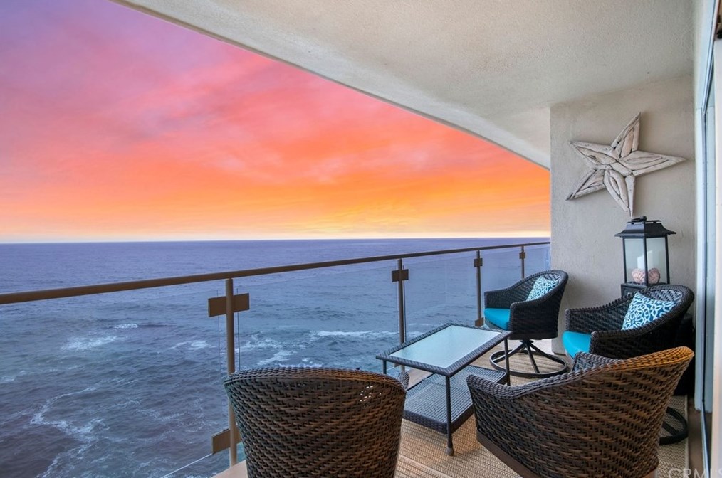 31561 Table Rock Dr, Laguna Beach CA  92651-8329 exterior