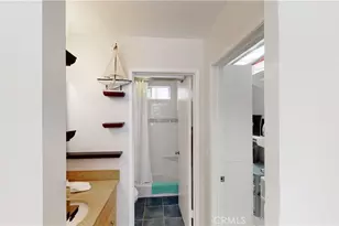 510 1/2 S Bay Front, Newport Beach, CA 92662 - Photo 17