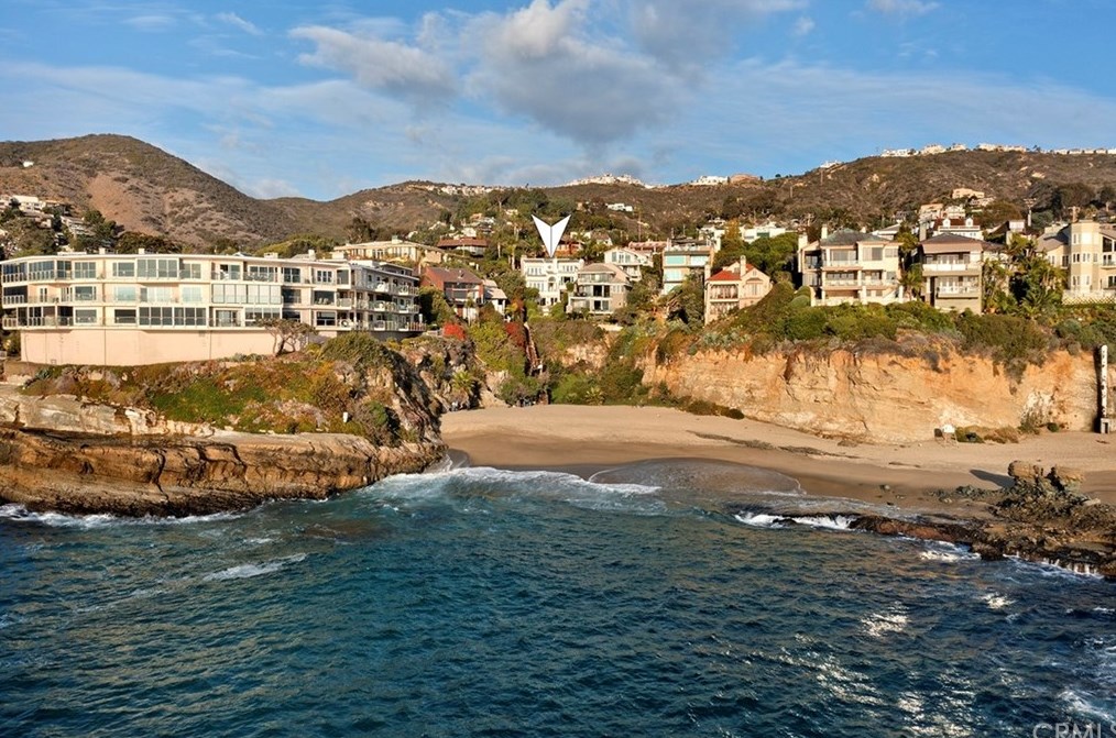 31597 Table Rock Dr, Laguna Beach CA  92651-8328 exterior