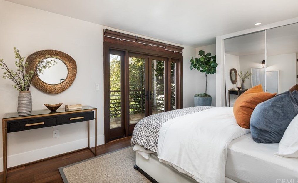247 Emerald Bay, Laguna Beach CA  92651-1210 exterior