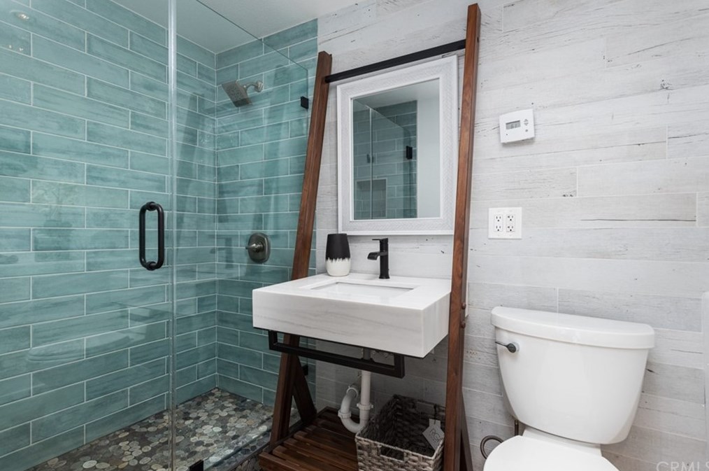 247 Emerald Bay, Laguna Beach CA  92651-1210 exterior