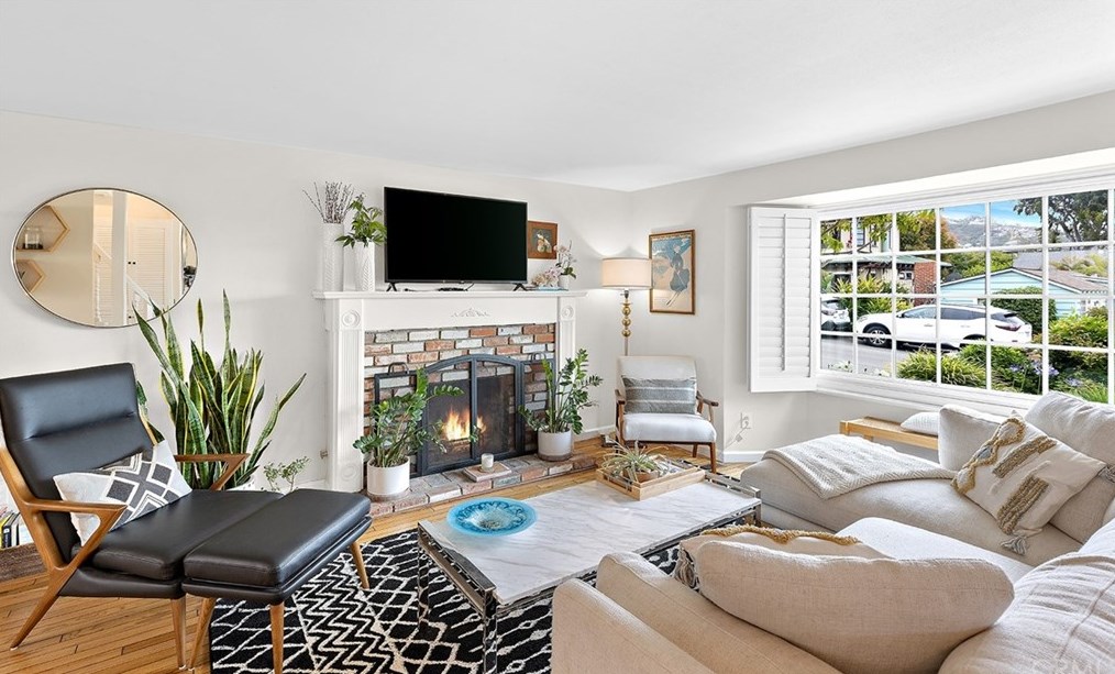 626 Anita St, Laguna Beach CA  92651-2906 exterior