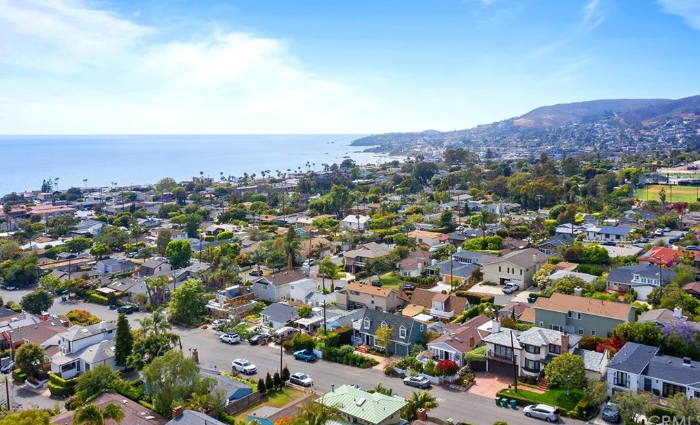 626 Anita St, Laguna Beach CA  92651-2906 exterior