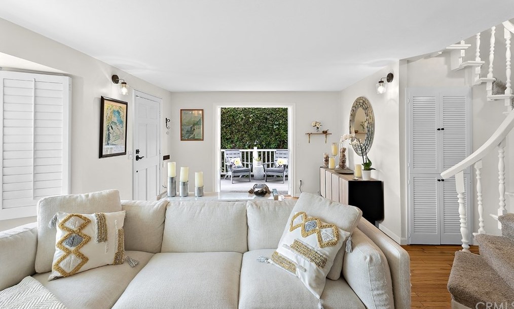 626 Anita St, Laguna Beach CA  92651-2906 exterior