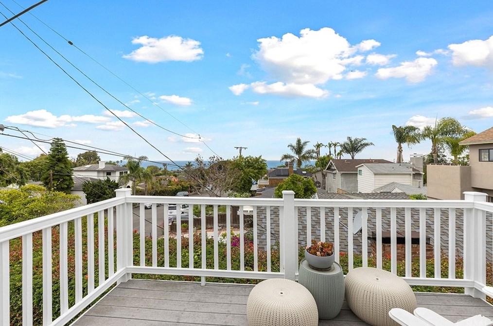 626 Anita St, Laguna Beach CA  92651-2906 exterior