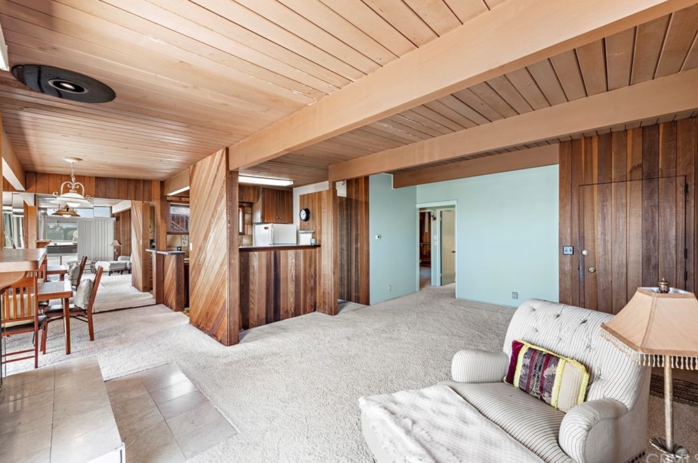 2845 Rounsevel Ter, Laguna Beach CA  92651-4127 exterior