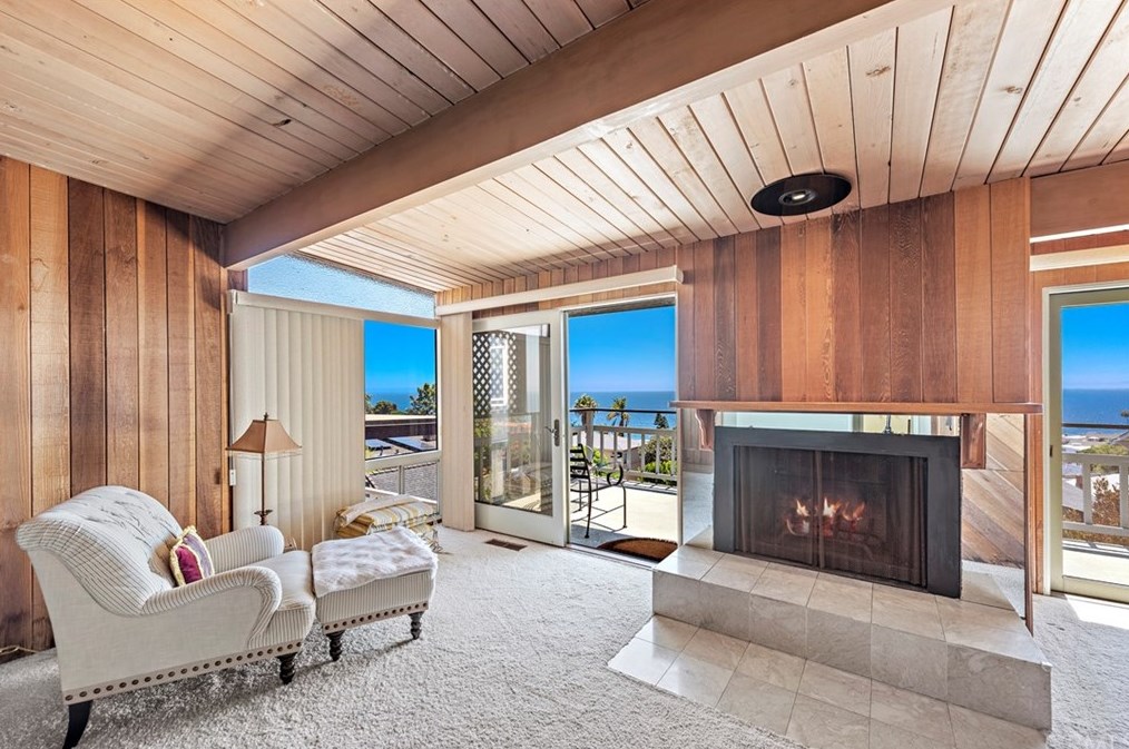 2845 Rounsevel Ter, Laguna Beach CA  92651-4127 exterior