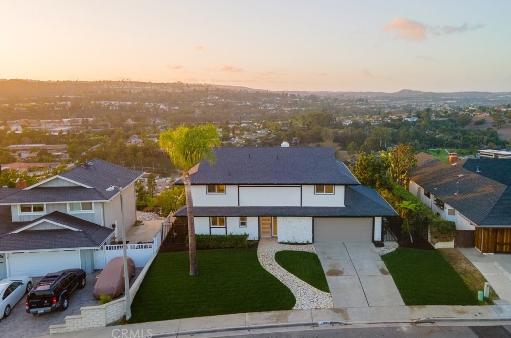 24231 Las Naranjas Dr, Laguna Beach CA  92677-2116 exterior