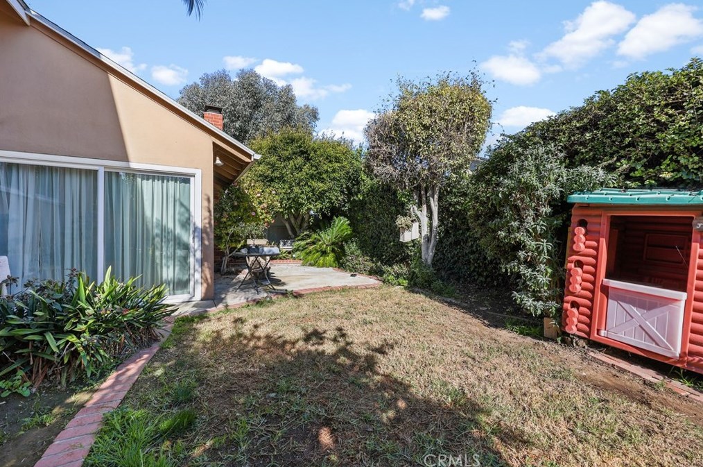 6112 Apache Rd, Westminster CA  92683-1918 exterior