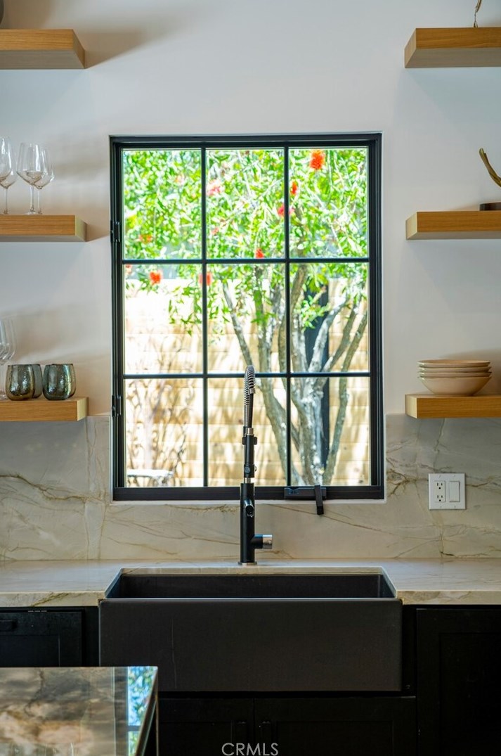 30511 Paseo Del Valle, Laguna Beach CA  92677-2314 exterior