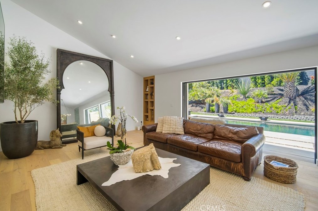 30511 Paseo Del Valle, Laguna Beach CA  92677-2314 exterior