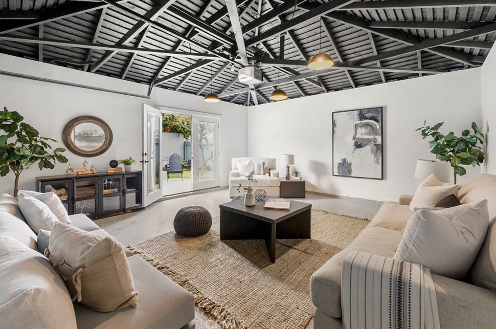 3956 Albright Ave, Los Angeles CA  90066-5002 exterior