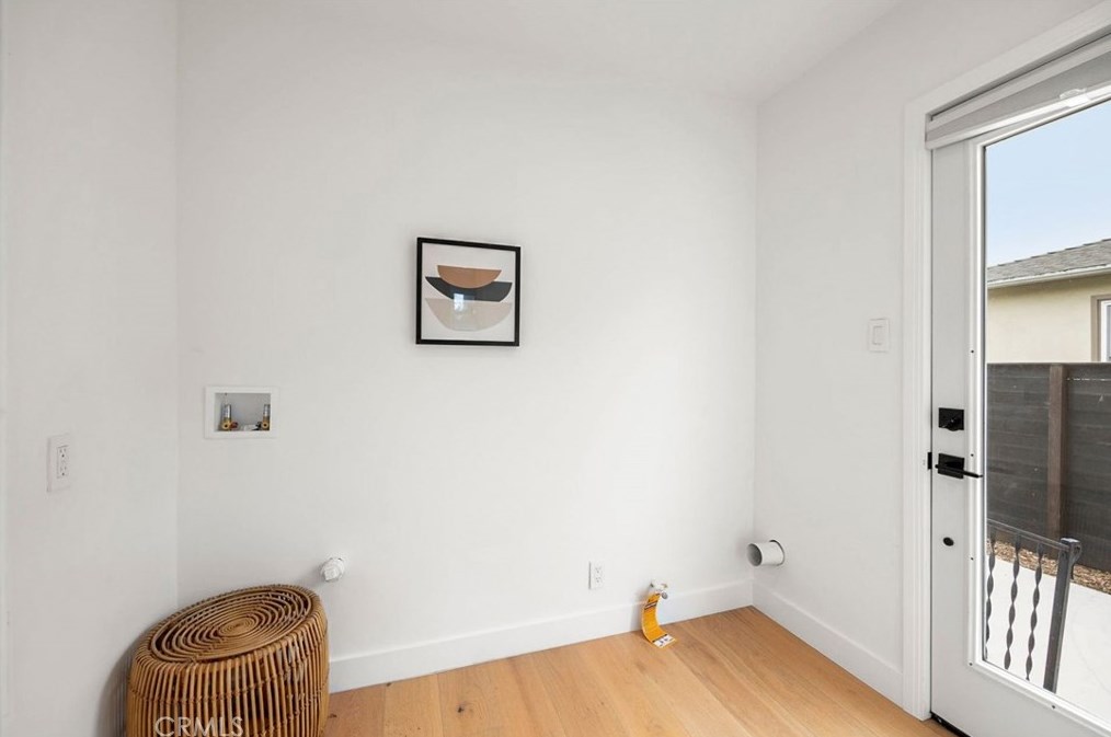 3956 Albright Ave, Los Angeles CA  90066-5002 exterior