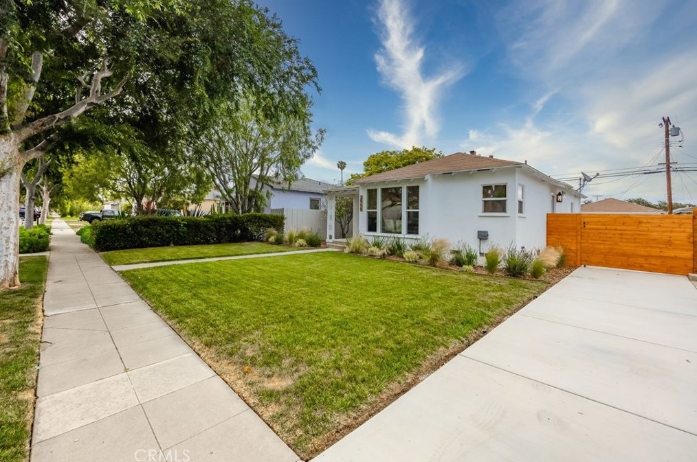 3956 Albright Ave, Los Angeles CA  90066-5002 exterior