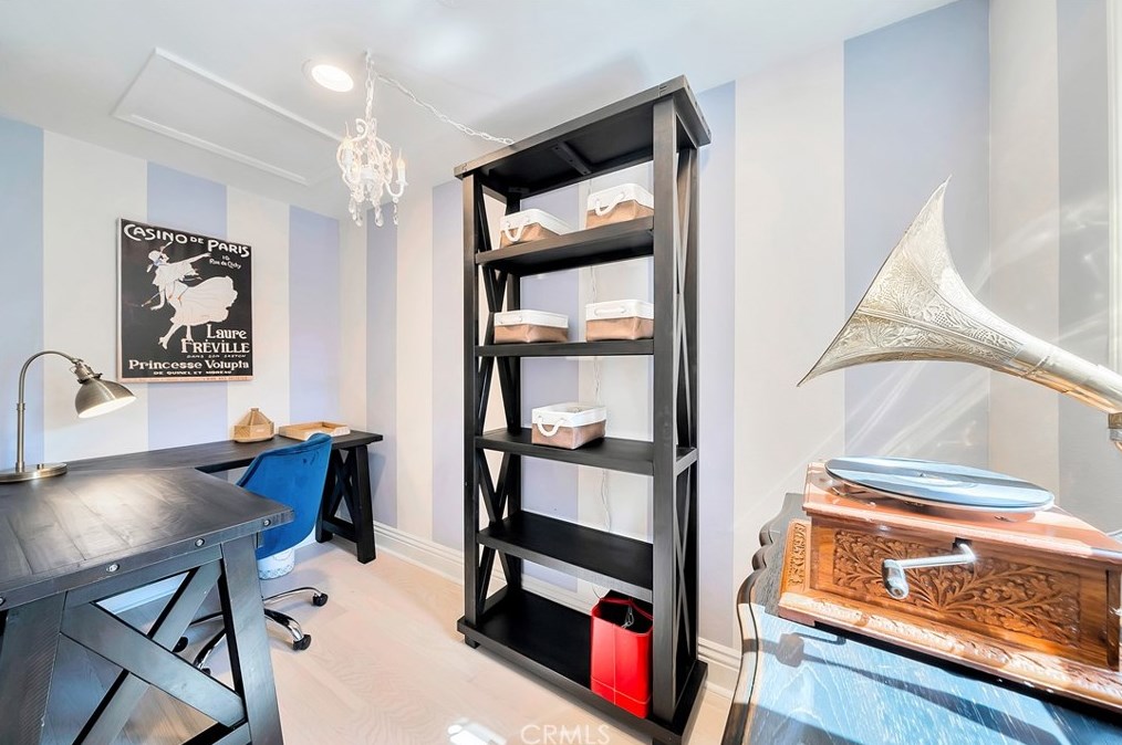 31152 Flying Cloud Dr, Laguna Beach CA  92677-2715 exterior