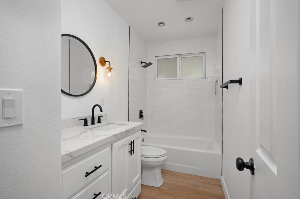 7582 Bestel Ave, Westminster CA  92683-2329 exterior