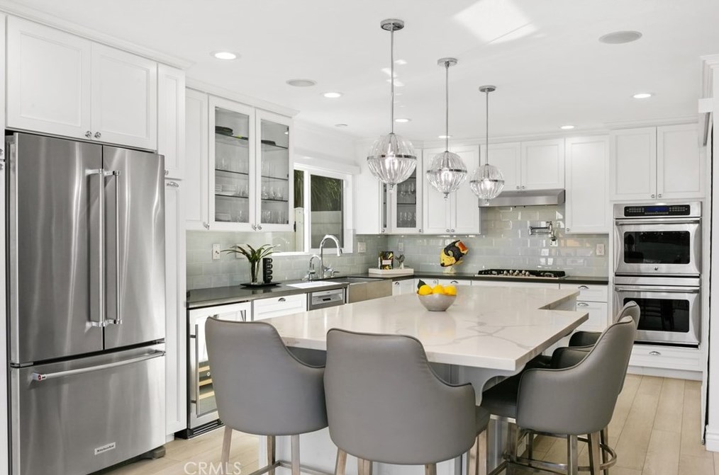 31534 Flying Cloud Dr, Laguna Beach CA  92677-2711 exterior