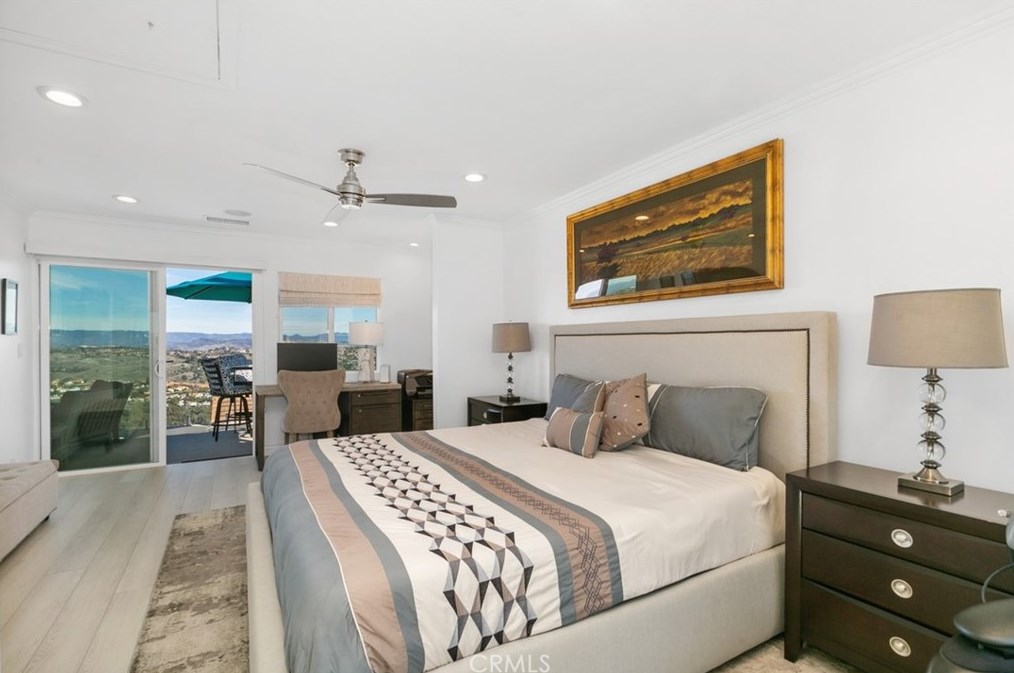 31534 Flying Cloud Dr, Laguna Beach CA  92677-2711 exterior