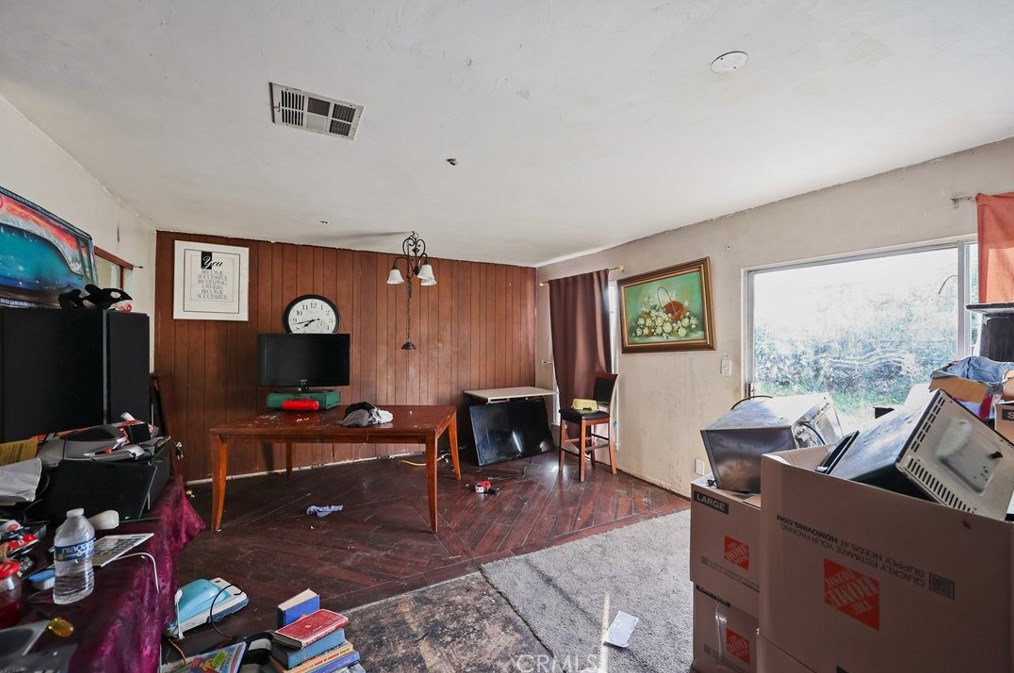 10382 Morningside Dr, Garden Grove CA  92843-4811 exterior