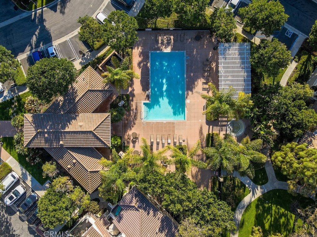 1412 Elmhurst, Irvine CA  92618-4024 exterior