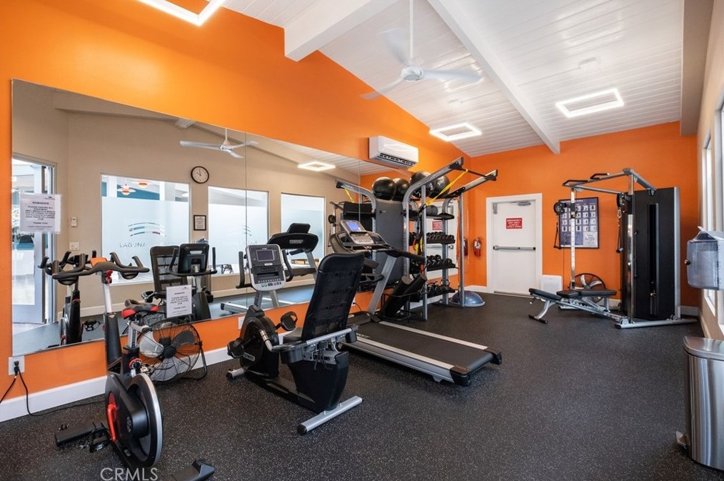 30802 Coast Hwy, Laguna Beach CA  92651-4200 exterior