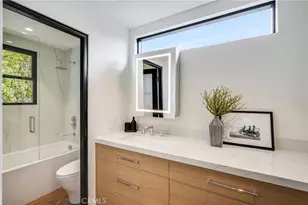 427 Santa Ana Ave, Newport Beach, CA 92663 - Photo 25