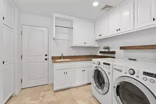 411 Snug Harbor Rd, Newport Beach, CA 92663 - Photo 27