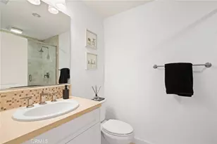70 Livia, Irvine, CA 92618 - Photo 31