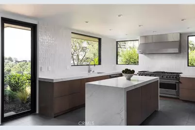 9015 Alto Cedro Drive, Beverly Hills, CA 90210 - Photo 25