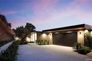 9015 Alto Cedro Dr, Beverly Hills, CA 90210 - Photo 11