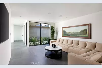 9015 Alto Cedro Drive, Beverly Hills, CA 90210 - Photo 23
