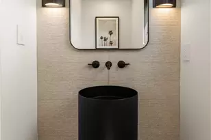 412 Heliotrope Ave, Corona del Mar, CA 92625 - Photo 29